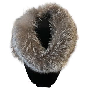 Fox fur collar vintage velvet backing hook and loop closure OS